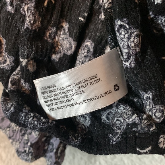 Mossimo Supply Co Off‑Shoulder Boho Top - Picture 6 of 8